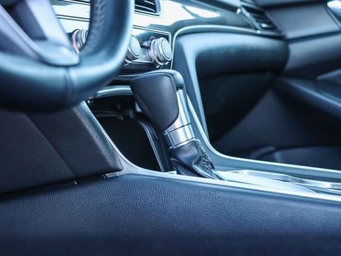 Used 2022 Honda Accord Sport image 24