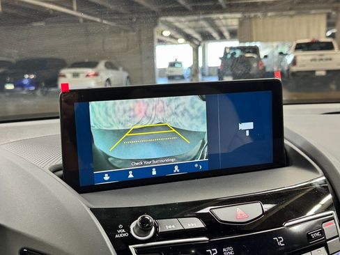 Used 2025 Acura RDX SH-AWD image 36