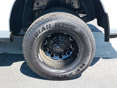New 2026 RAM 3500 Big Horn AWD/4WD image 10