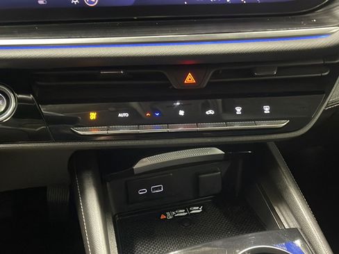 Used 2024 Buick Envision Preferred AWD/4WD image 11