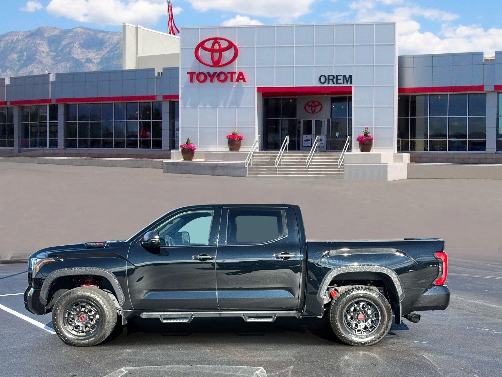 Used 2025 Toyota Tundra TRD Pro w/ TRD Performance Package (TMS) AWD/4WD image 7
