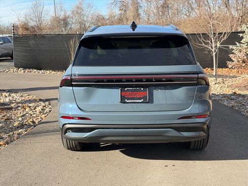 New 2026 Lincoln Nautilus Reserve image 4