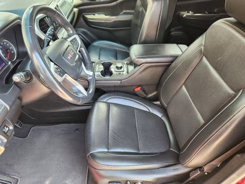 Used 2022 GMC Acadia SLT w/ Elevation Edition FWD image 10