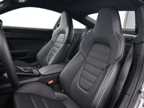Certified 2026 Porsche 911 Carrera GTS RWD image 5
