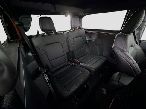 Used 2022 Ford Bronco Badlands w/ Sasquatch Package image 29