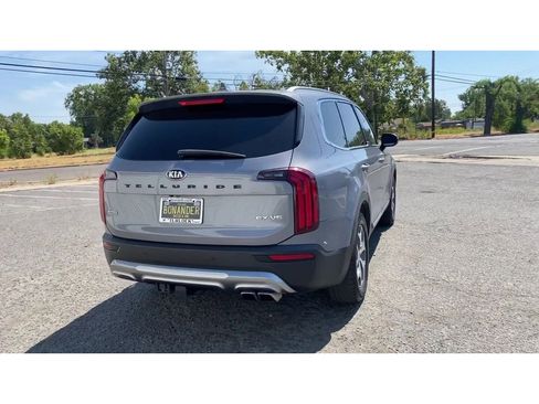 Used 2021 Kia Telluride EX w/ Towing Package image 2