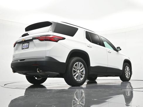 Used 2023 Chevrolet Traverse LT FWD image 41