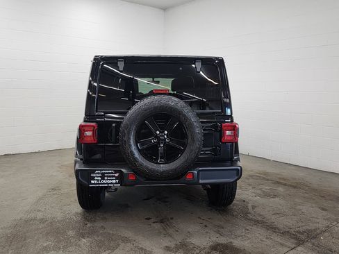 Used 2021 Jeep Wrangler Unlimited Sahara image 7