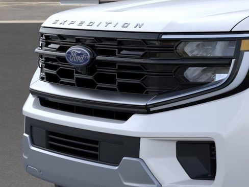 New 2026 Ford Expedition Max Platinum AWD/4WD image 17