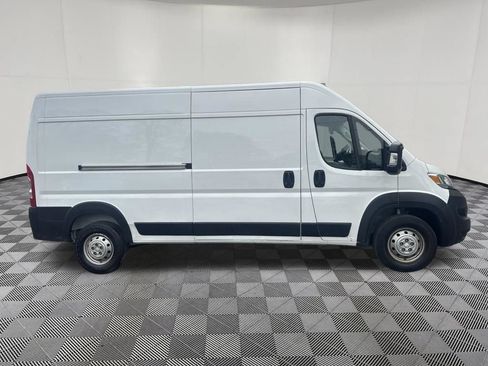 Used 2023 RAM ProMaster 2500 FWD image 8