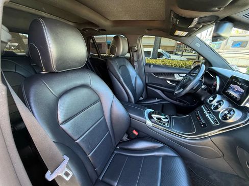 Used 2017 Mercedes-Benz GLC 300 image 23