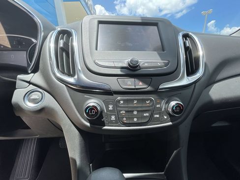 Certified 2024 Chevrolet Equinox LT FWD image 35