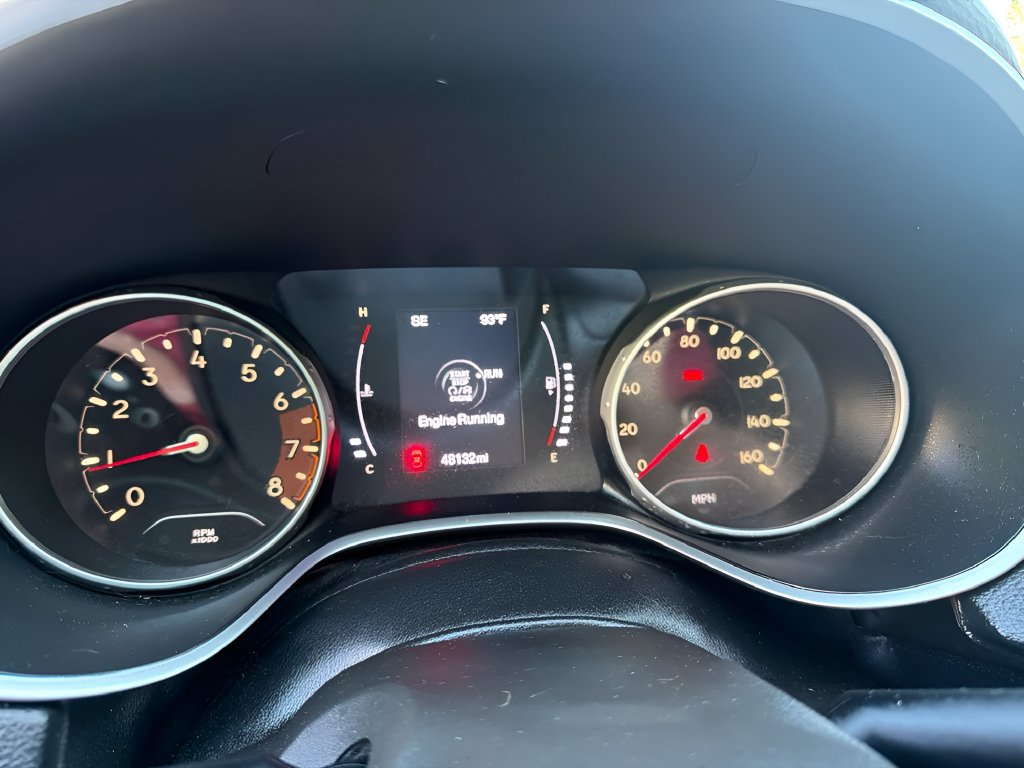 Used 2018 Jeep Compass Sport w/ Mopar Graphics Package FWD image 13