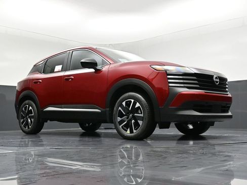 New 2026 Nissan Kicks SV w/ SV Premium Package AWD/4WD image 27