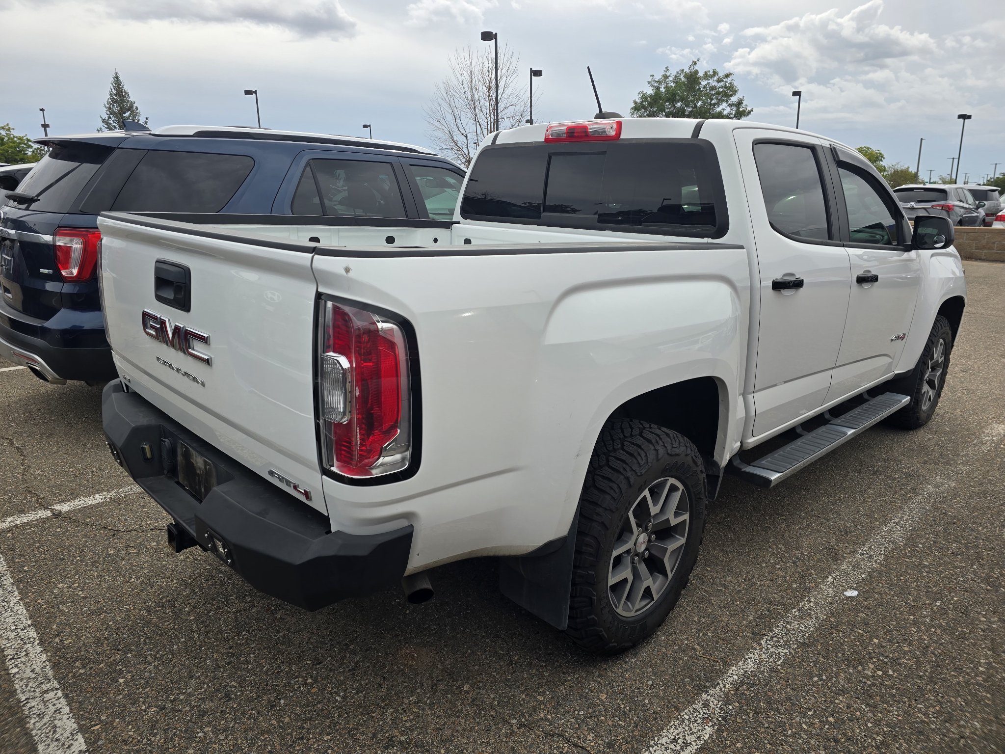 Used 2021 GMC Canyon AT4 w/ Trailering Package AWD/4WD image 18