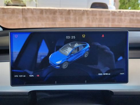 Used 2022 Tesla Model Y Performance AWD/4WD image 28