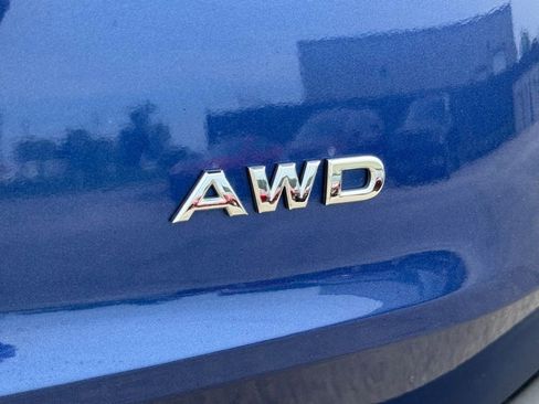 Used 2023 Nissan Rogue S AWD/4WD image 27