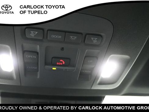 Used 2025 Toyota Camry SE w/ Convenience Package FWD image 23