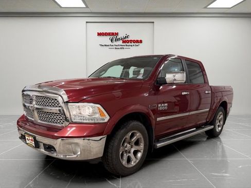 Used 2015 RAM 1500 Laramie w/ Convenience Group AWD/4WD image 3