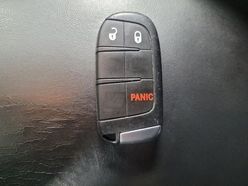 Used 2015 Jeep Grand Cherokee Laredo w/ Quick Order Package 23E image 32