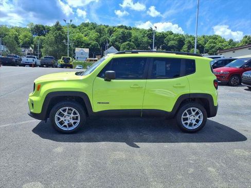 Certified 2019 Jeep Renegade Sport w/ Sport Appearance Group AWD/4WD image 4