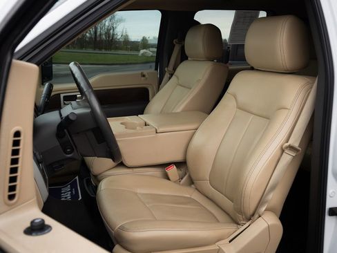 Used 2012 Ford F150 Lariat w/ Lariat Chrome Pkg image 24