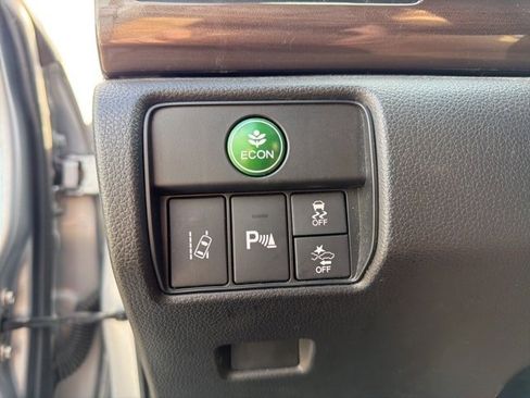 Used 2017 Honda Accord Touring image 22