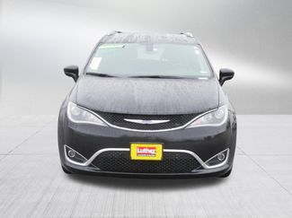 Used 2020 Chrysler Pacifica Touring-L FWD video 2