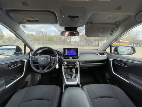 Used 2024 Toyota RAV4 LE image 14