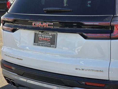 Used 2026 GMC Acadia Elevation AWD/4WD image 13