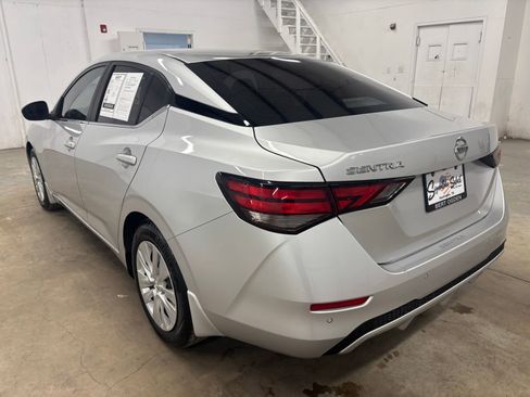Used 2023 Nissan Sentra S FWD image 5