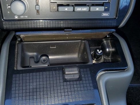 Used 1991 Pontiac Firebird Base image 24