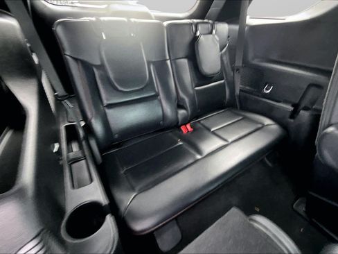 Used 2025 Ford Explorer ST AWD/4WD image 19