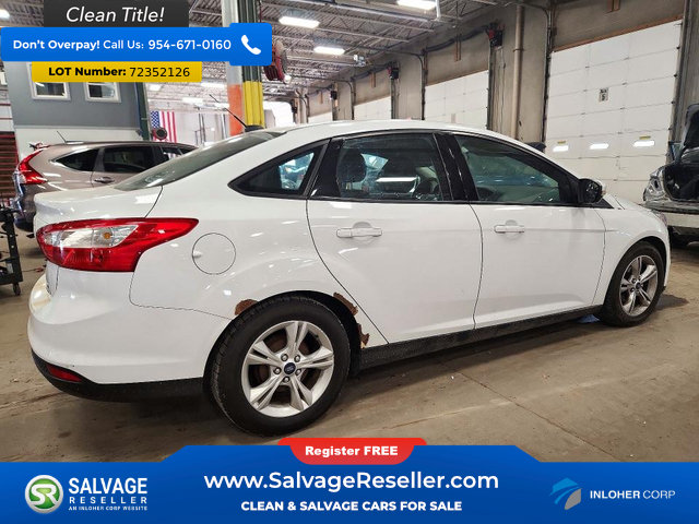 Used 2014 Ford Focus SE FWD image 4