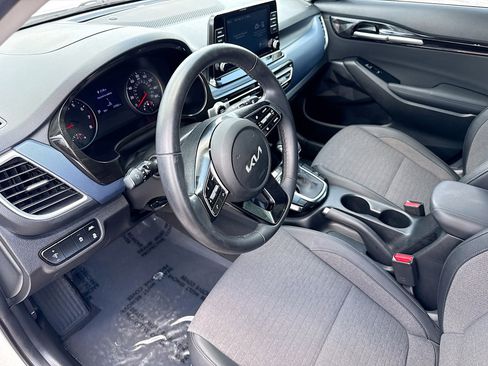 Used 2023 Kia Seltos S FWD image 24