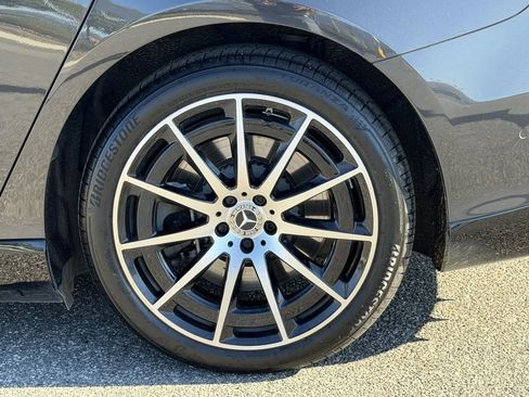 Used 2023 Mercedes-Benz EQS 580 4MATIC Sedan image 15