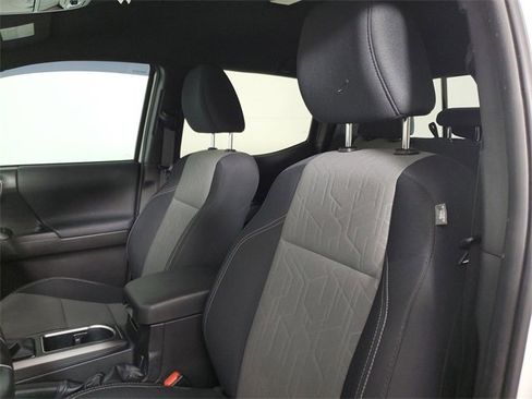 Used 2023 Toyota Tacoma TRD Sport image 20