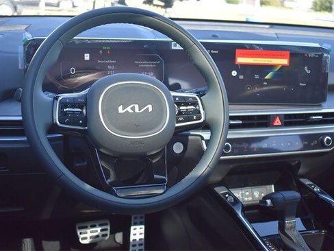 New 2025 Kia Sorento SX Prestige w/ Sage Leather Package image 23
