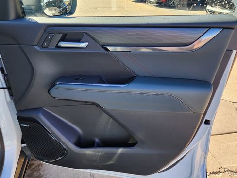 New 2026 GMC Acadia AT4 w/ Super Cruise Package image 40