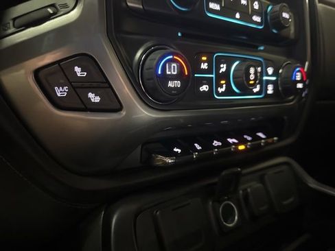 Used 2015 Chevrolet Silverado 2500 LTZ w/ Duramax Plus Package image 11