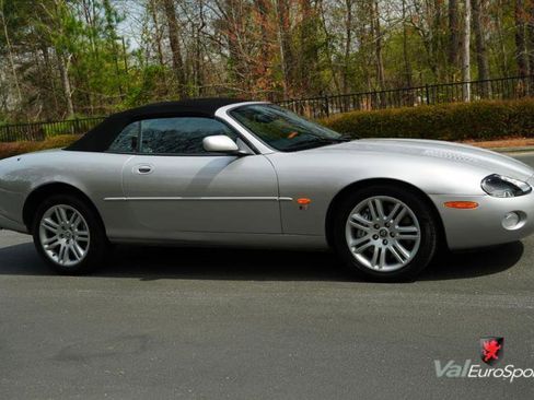 Used 2003 Jaguar XK8 XKR Convertible image 29