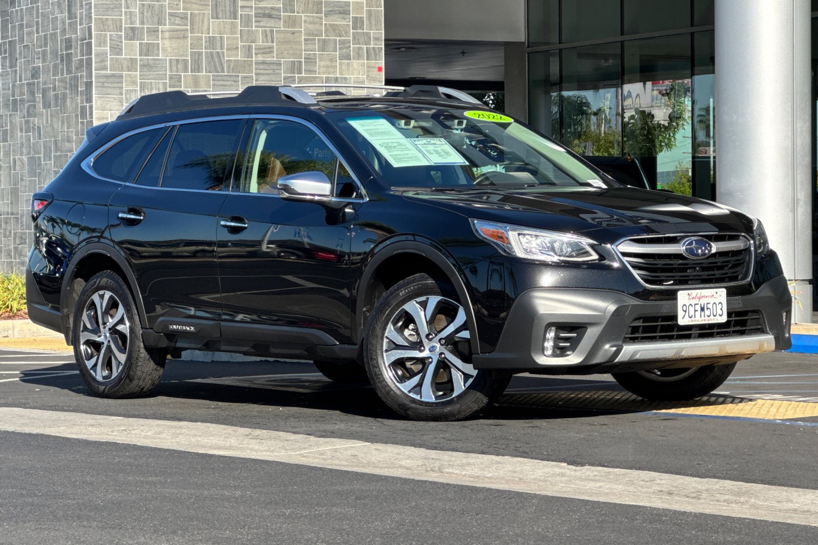 Used 2022 Subaru Outback Touring XT w/ Popular Package #2 AWD/4WD image 2