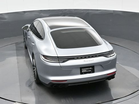 Certified 2023 Porsche Panamera 4 Platinum Edition image 28