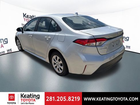 Used 2024 Toyota Corolla LE FWD image 5
