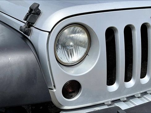 Used 2008 Jeep Wrangler X AWD/4WD image 23