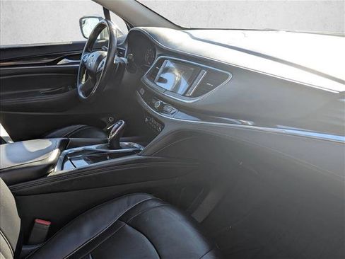 Used 2019 Buick Enclave Avenir w/ Avenir Technology Package image 16