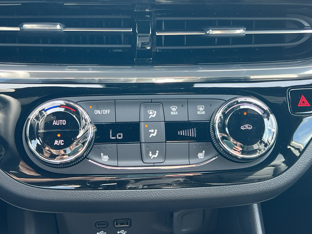 New 2026 Buick Envista Sport Touring w/ Convenience I Package FWD image 21