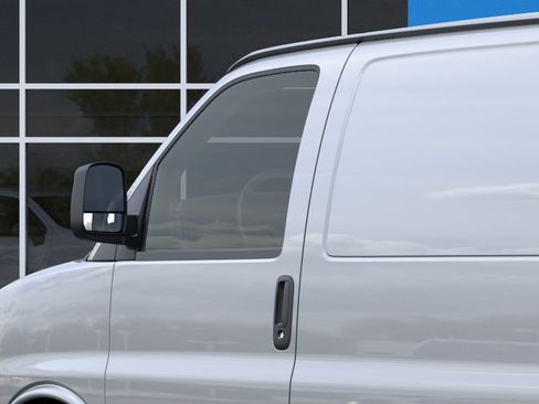 New 2026 GMC Savana 2500 Extended w/ Driver Convenience Package RWD image 13