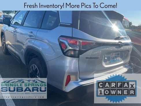 Used 2025 Subaru Forester Premium image 3