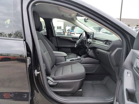 Certified 2023 Ford Escape Active AWD/4WD image 28
